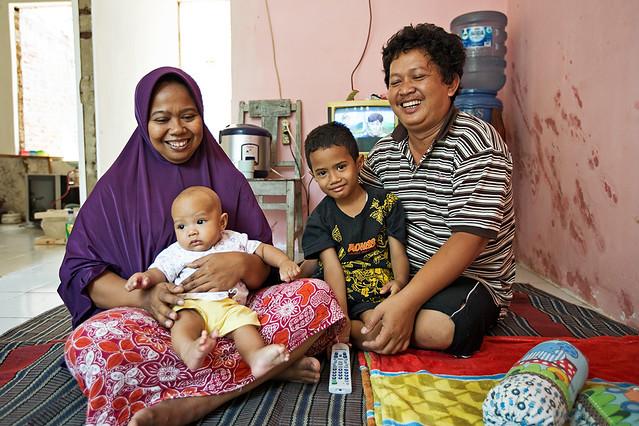 couple with two children